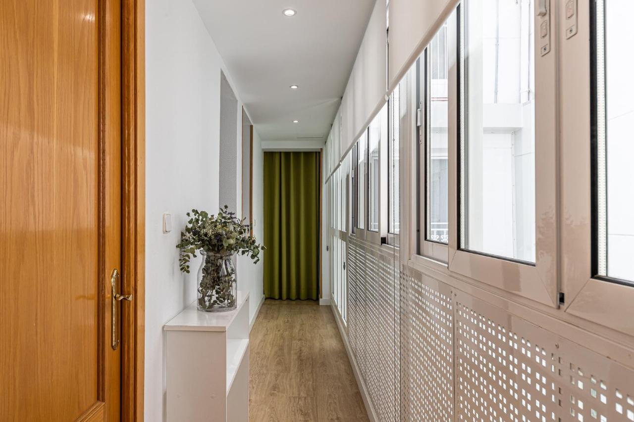 Waou Apartamentos En Sol Confort 2 Madrid Eksteriør bilde