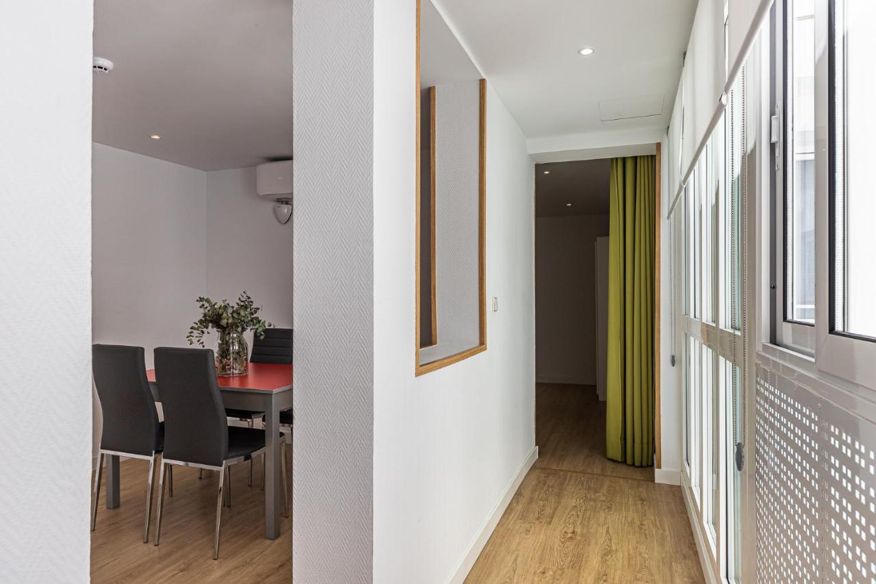 Waou Apartamentos En Sol Confort 2 Madrid Eksteriør bilde