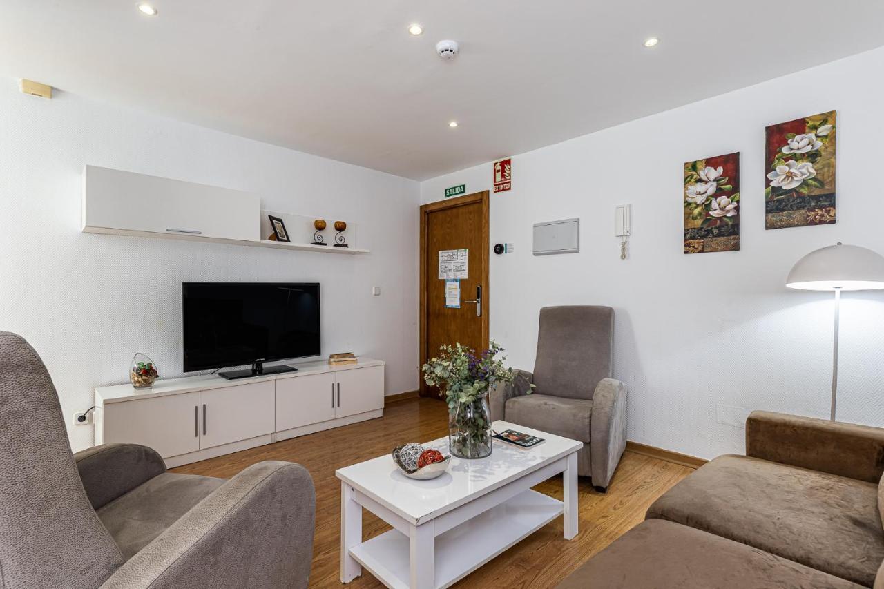 Waou Apartamentos En Sol Confort 2 Madrid Eksteriør bilde